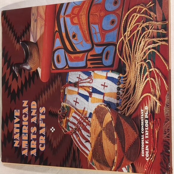 Native American Arts and Crafts 1995 Book Hardcover Color Illustrations 90s Vtg - Picture 13 of 13